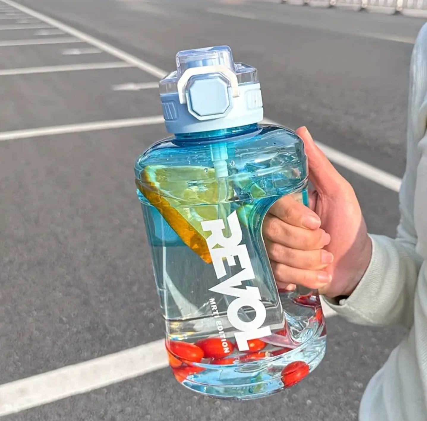 Revol παγούρι νερού 1600ml